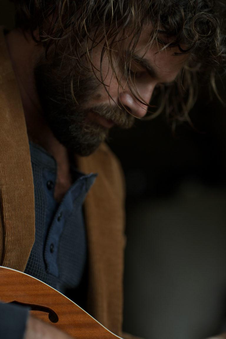 The Lane Man - The Musician, Angus Stone - Style Guide The Lane