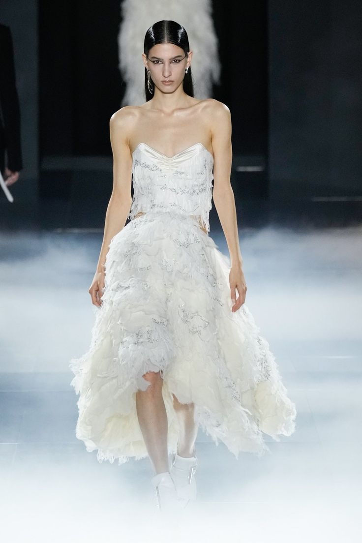 beach wedding dresses