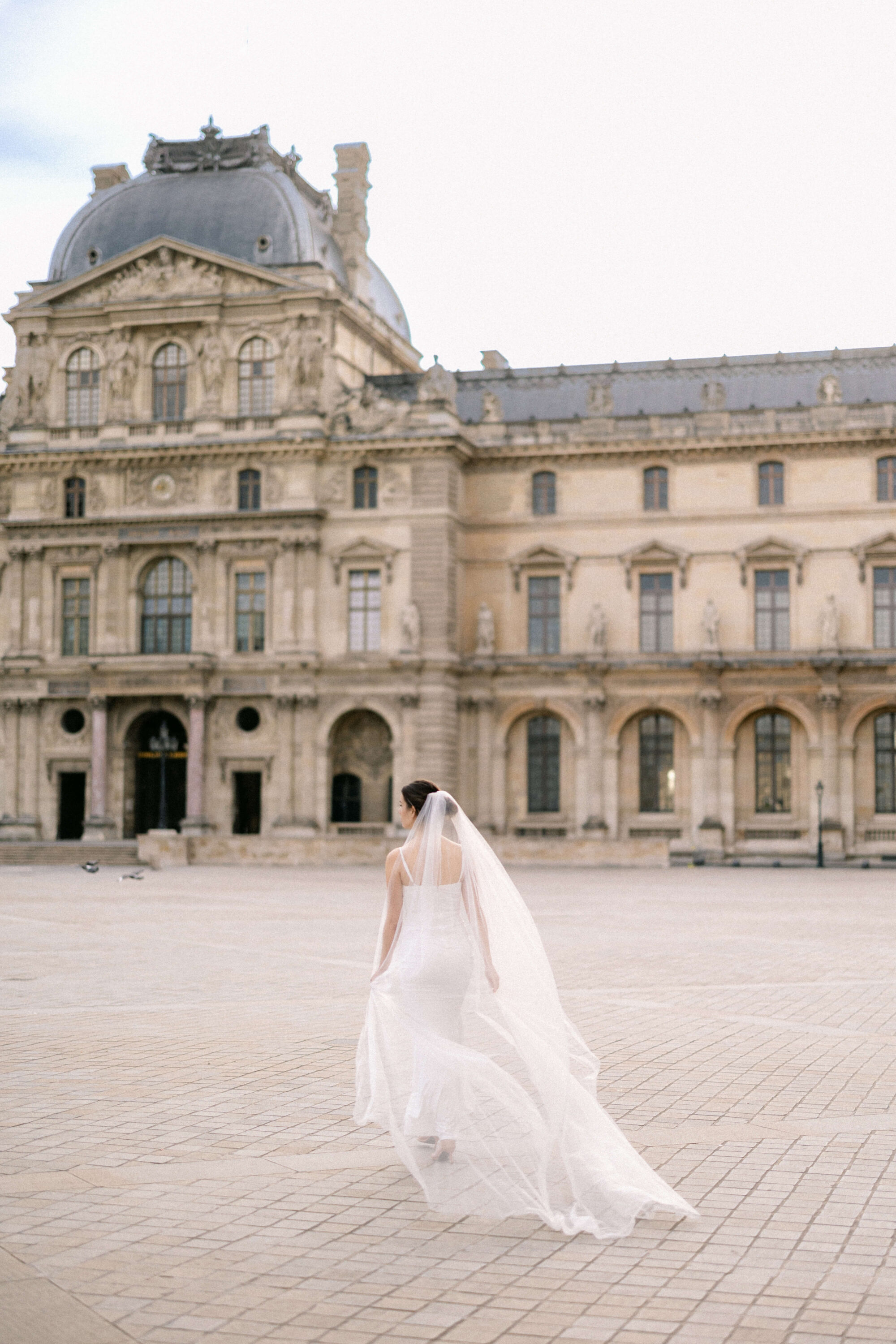 Emotive wedding photography
