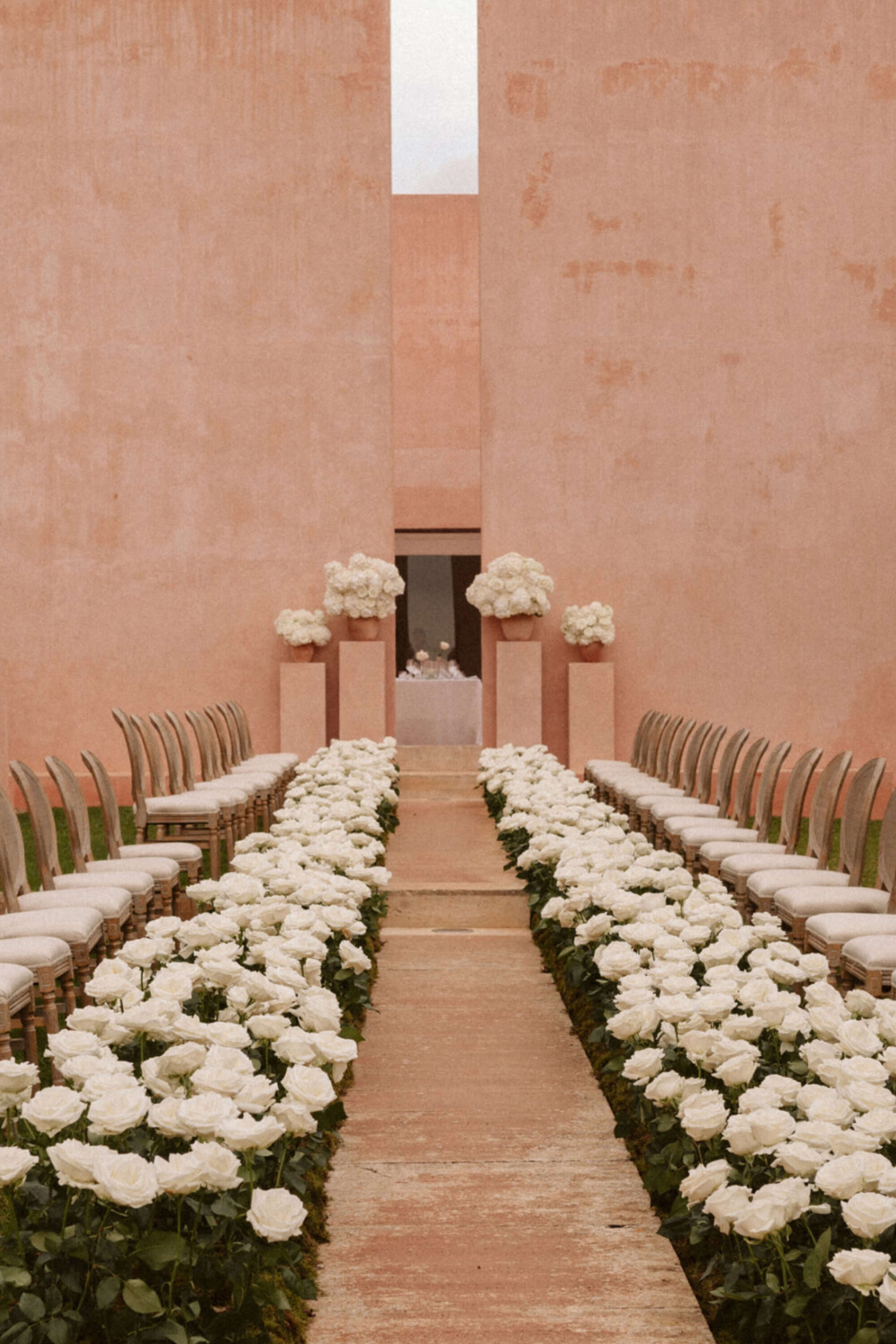 wedding planner responsibilities